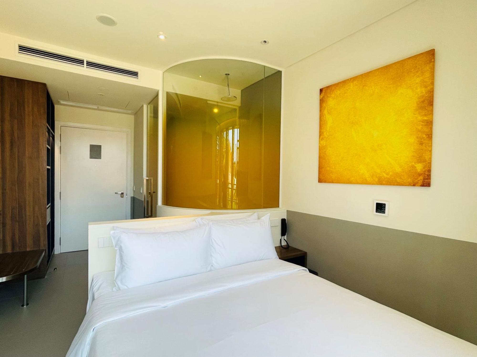 Wink Hotel Saigon Centre - 24Hrs Lifestyle Stay Хошимин Номер фото