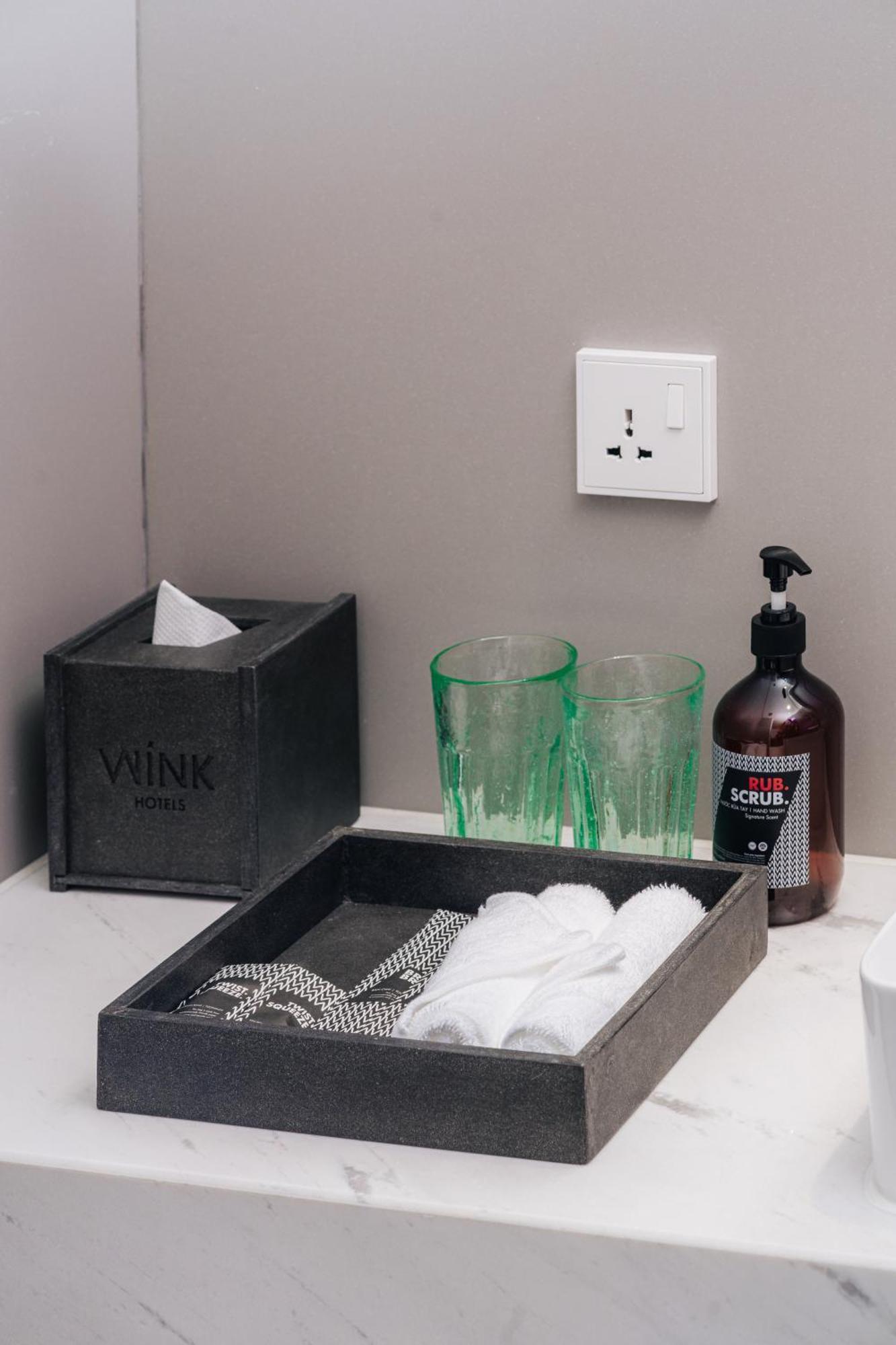 Wink Hotel Saigon Centre - 24Hrs Lifestyle Stay Хошимин Экстерьер фото