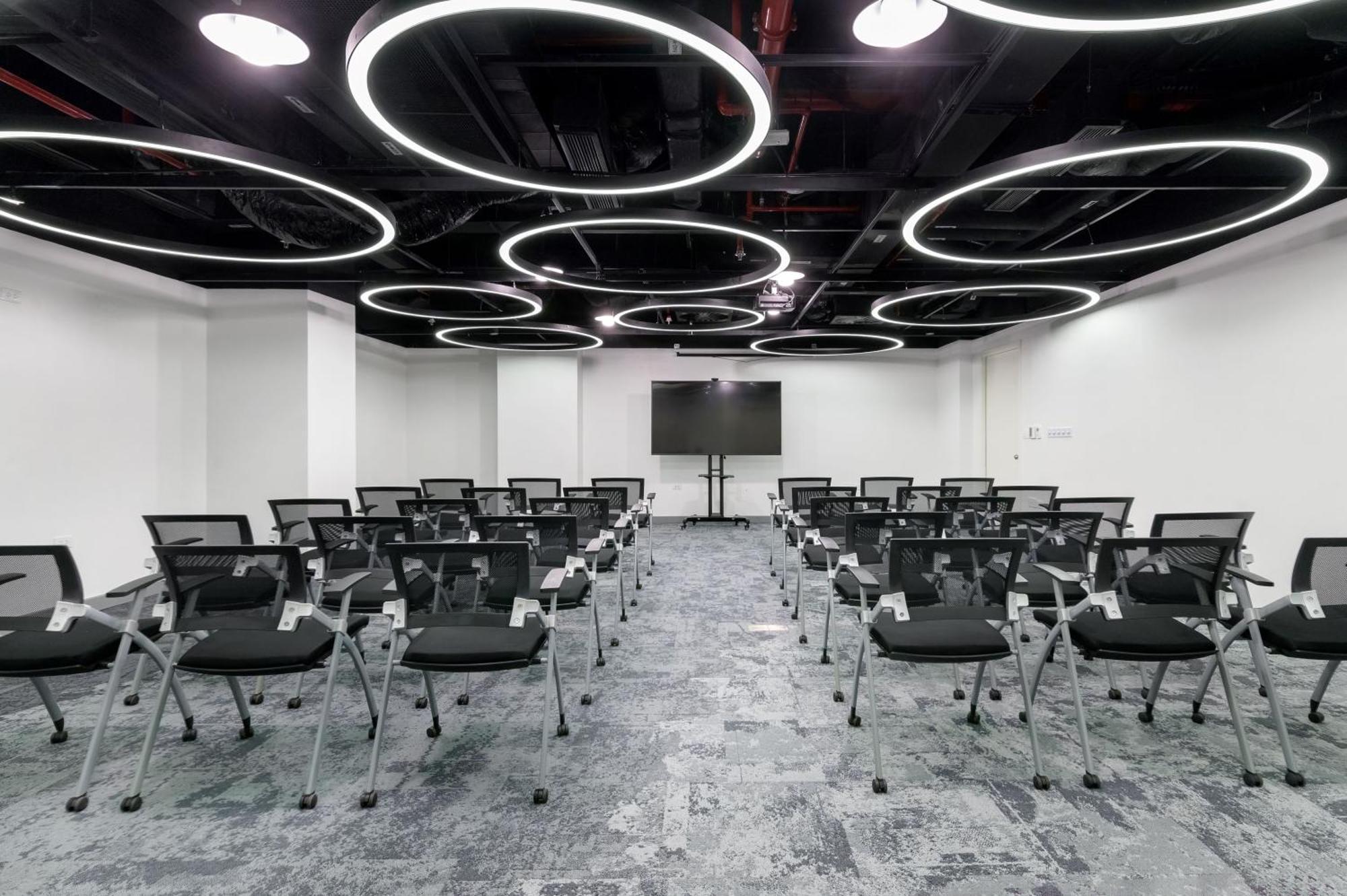 Wink Hotel Saigon Centre - 24Hrs Lifestyle Stay Хошимин Экстерьер фото